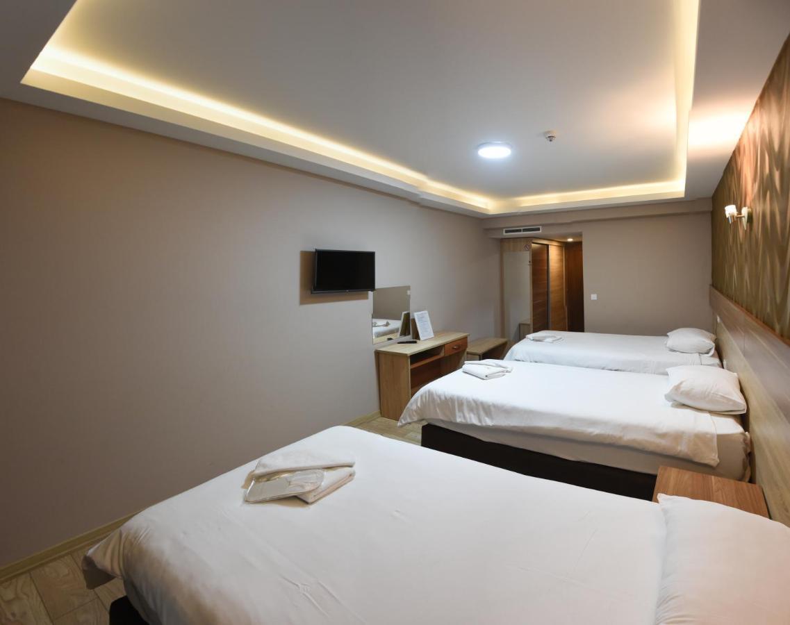 Hotel Imperial סטרוגה מראה חיצוני תמונה