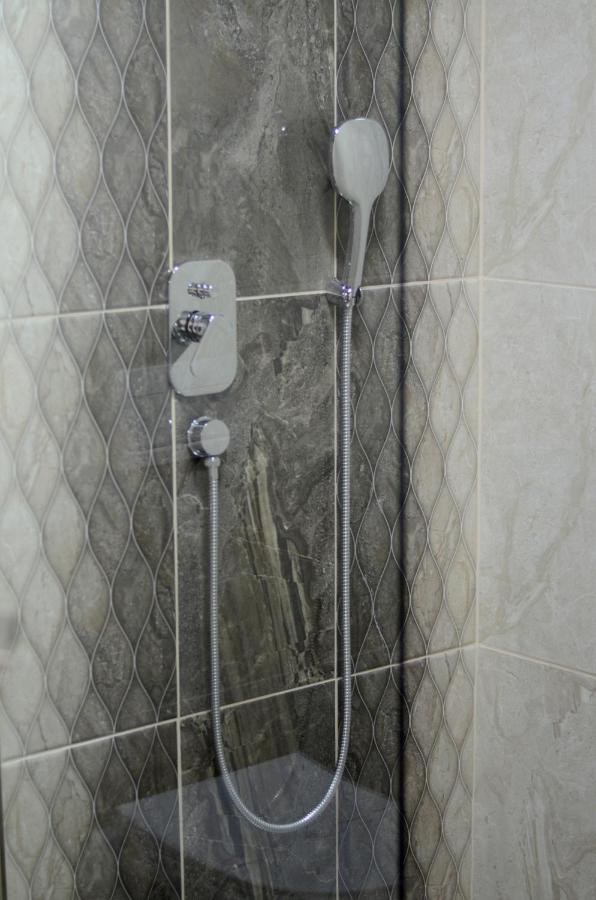 Hotel Imperial סטרוגה מראה חיצוני תמונה